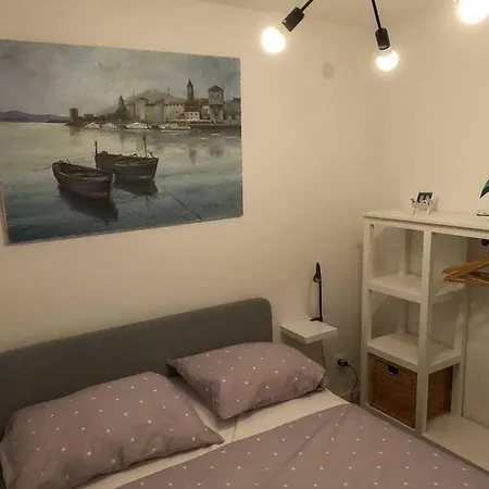 Сasa de vacaciones Kn House With Two Near Sea