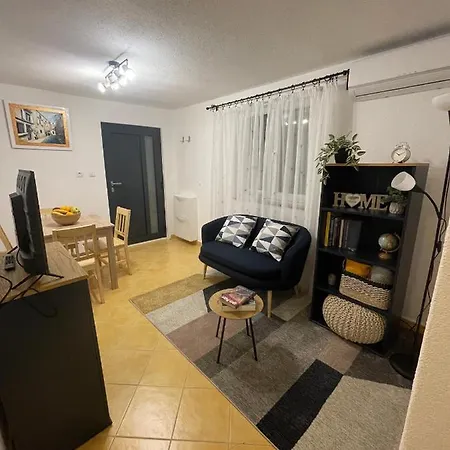 Kn House With Two Near Sea Dom wakacyjny Rogoznica (Sibenik-Knin)